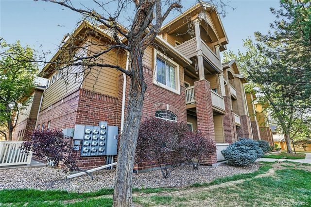 1631 W Canal Circle 818, Littleton, CO 80120