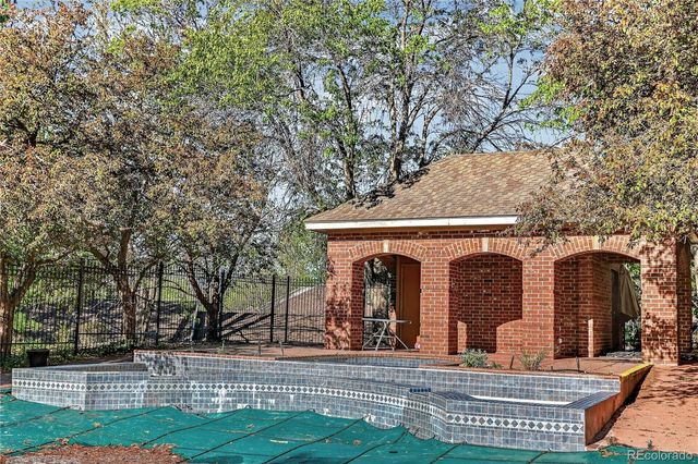 1631 W Canal Circle 818, Littleton, CO 80120