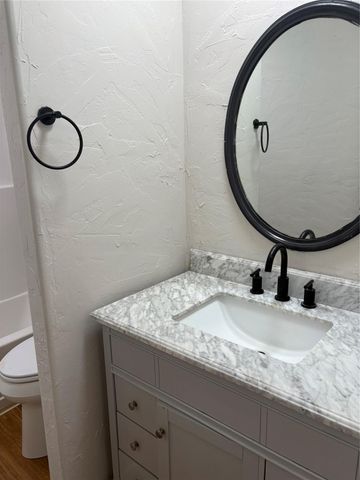 1209 N Roberson Street, Conroe, TX 77301