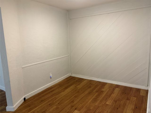 1209 N Roberson Street, Conroe, TX 77301