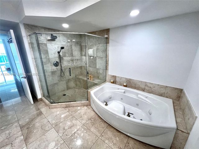 3201 NE 183rd Street 2305, Aventura, FL 33160