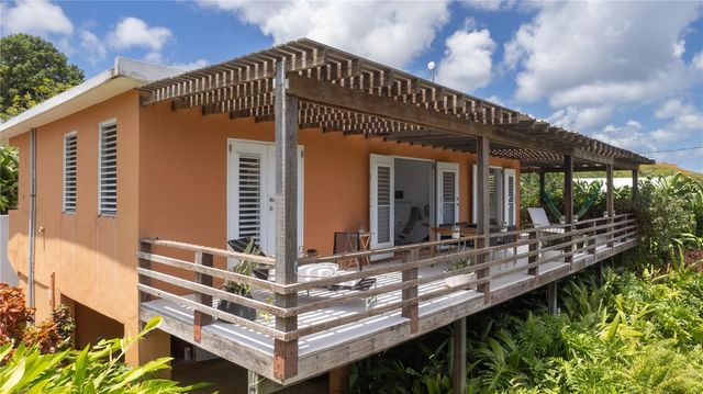 56 VILLA BORINQUEN, Vieques, PR 00765
