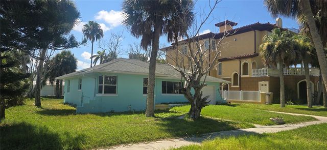 835 BRUCE AVENUE, Clearwater Beach, FL 33767