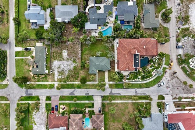 835 BRUCE AVENUE, Clearwater Beach, FL 33767