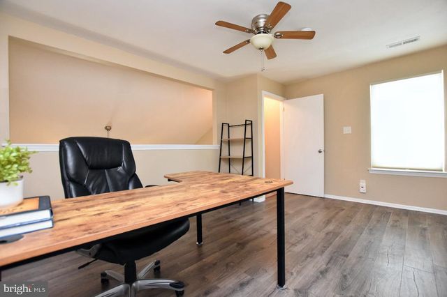 1112 SQUIRREL RD, Marlton, NJ 08053