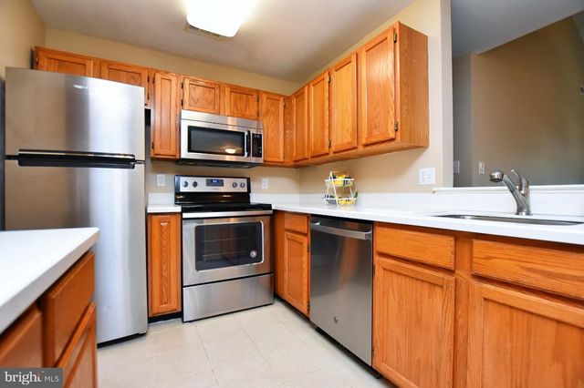 1112 SQUIRREL RD, Marlton, NJ 08053