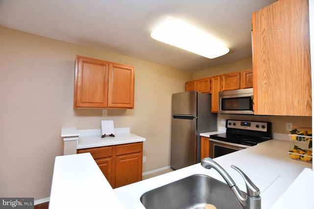 1112 SQUIRREL RD, Marlton, NJ 08053