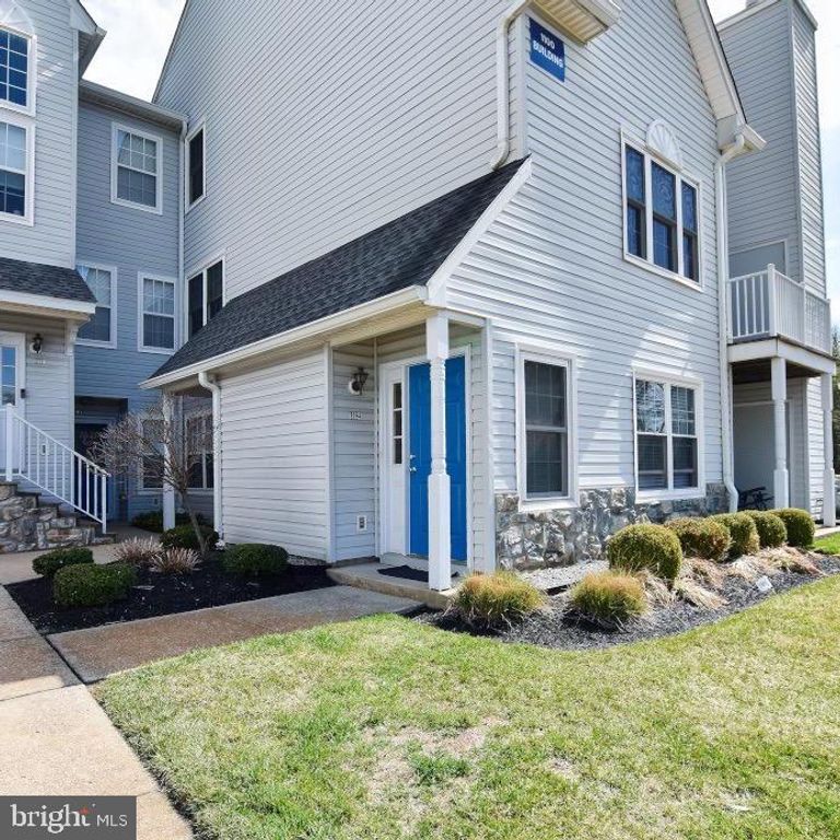 1112 SQUIRREL RD, Marlton, NJ 08053