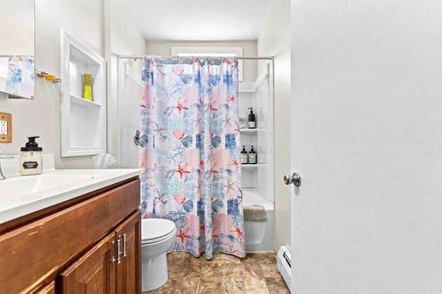 577 Pokross St, Fall River, MA 02724
