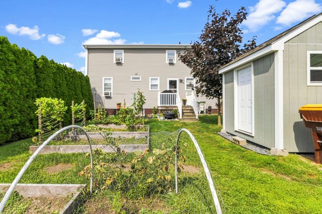 577 Pokross St, Fall River, MA 02724