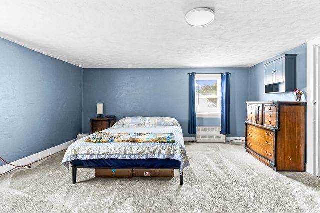 577 Pokross St, Fall River, MA 02724