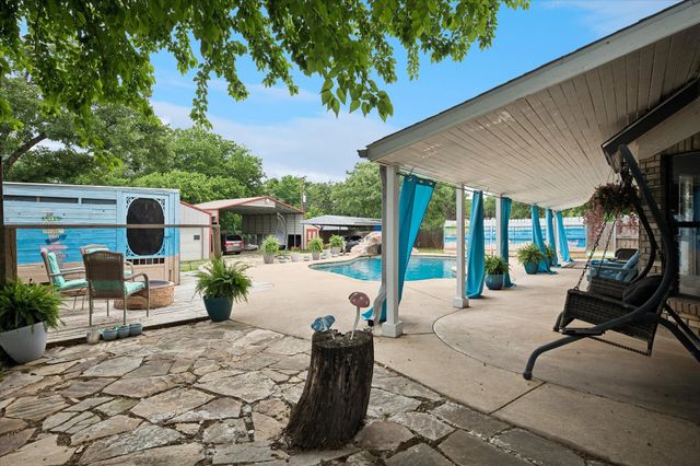 9716 Windsor Circle, Fort Worth, TX 76140