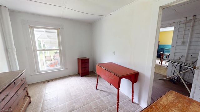 329 Pender Street, Mount Airy, NC 27030