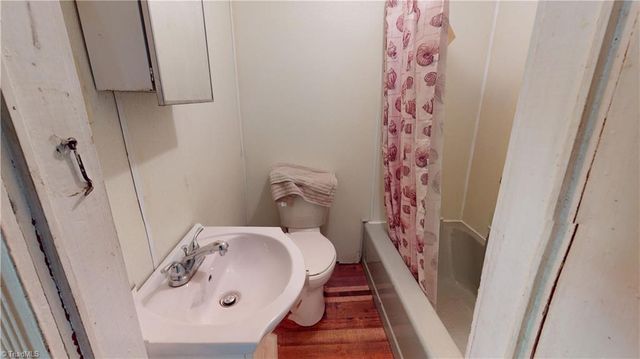 329 Pender Street, Mount Airy, NC 27030