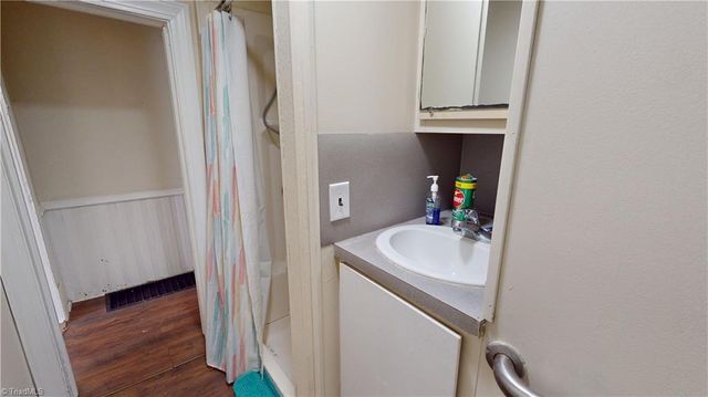 329 Pender Street, Mount Airy, NC 27030