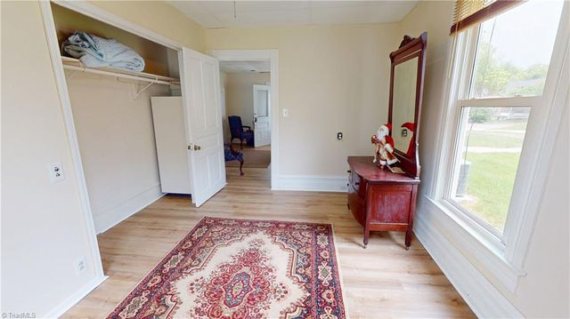 329 Pender Street, Mount Airy, NC 27030