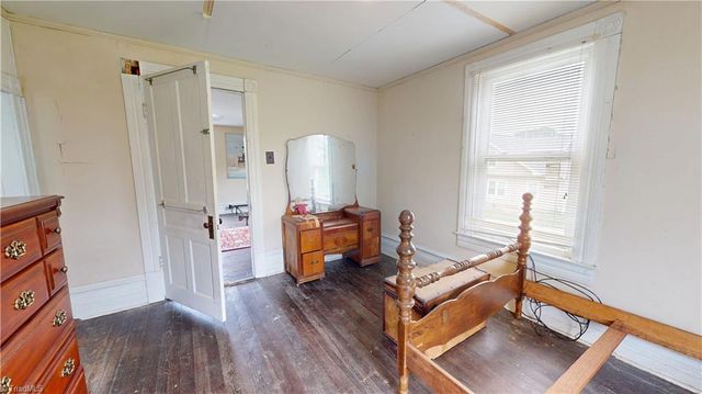 329 Pender Street, Mount Airy, NC 27030