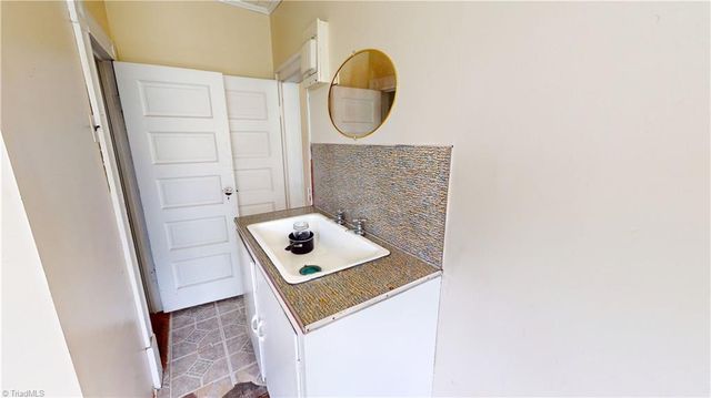 329 Pender Street, Mount Airy, NC 27030