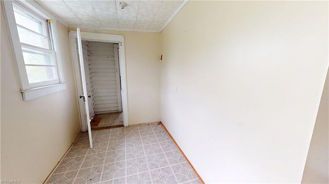 329 Pender Street, Mount Airy, NC 27030