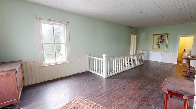 329 Pender Street, Mount Airy, NC 27030
