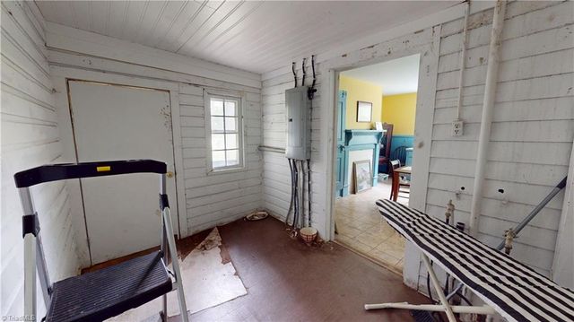 329 Pender Street, Mount Airy, NC 27030