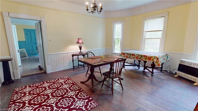 329 Pender Street, Mount Airy, NC 27030