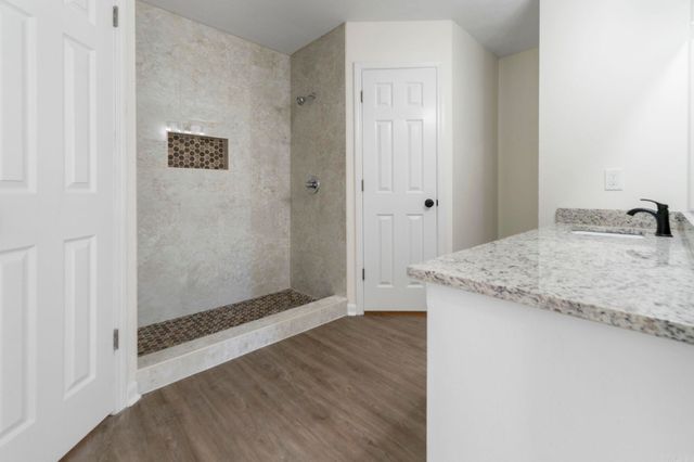 315 Lamplighter Drive, Haskell, AR 72015