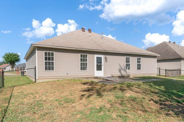 315 Lamplighter Drive, Haskell, AR 72015