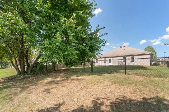 315 Lamplighter Drive, Haskell, AR 72015