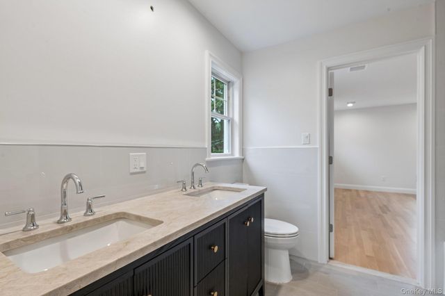 12 Orchard Meadow Road, East Williston, NY 11596