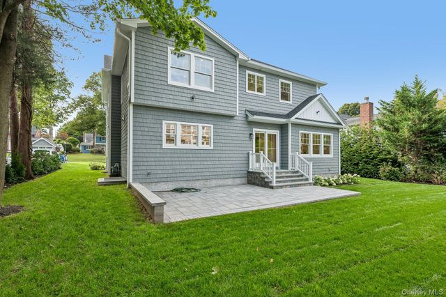 12 Orchard Meadow Road, East Williston, NY 11596