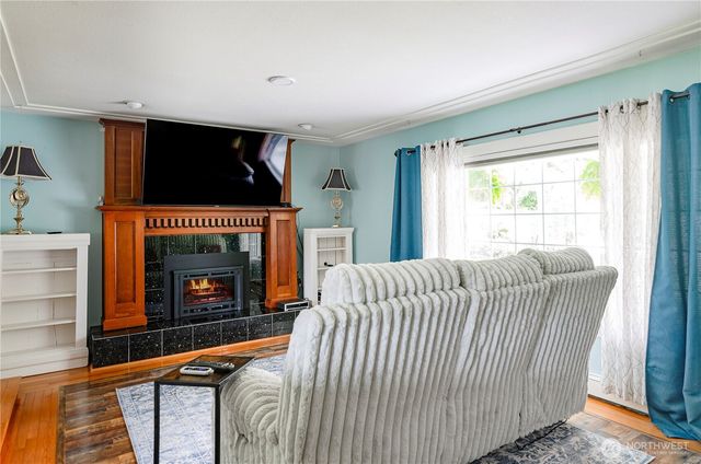 210 Shadow Lane NE, Olympia, WA 98506