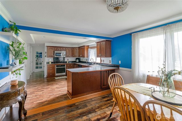 210 Shadow Lane NE, Olympia, WA 98506