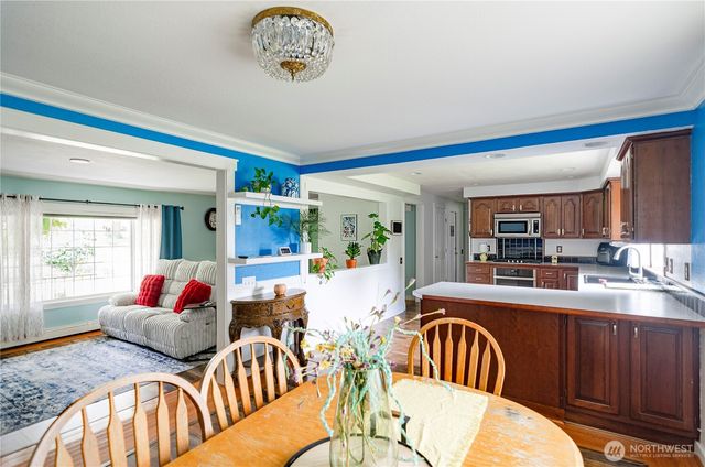 210 Shadow Lane NE, Olympia, WA 98506