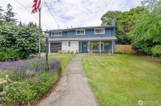210 Shadow Lane NE, Olympia, WA 98506