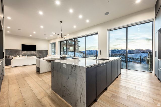 3287 CENTRAL PACIFIC TRL, Park City, UT 84098