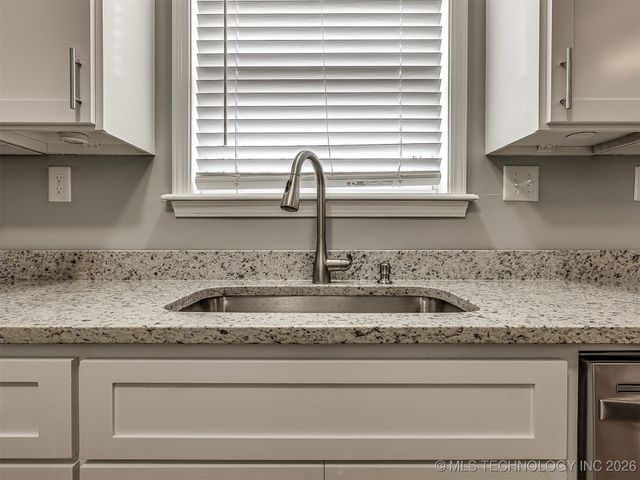 11840 N 190TH East Avenue, Collinsville, OK 74021