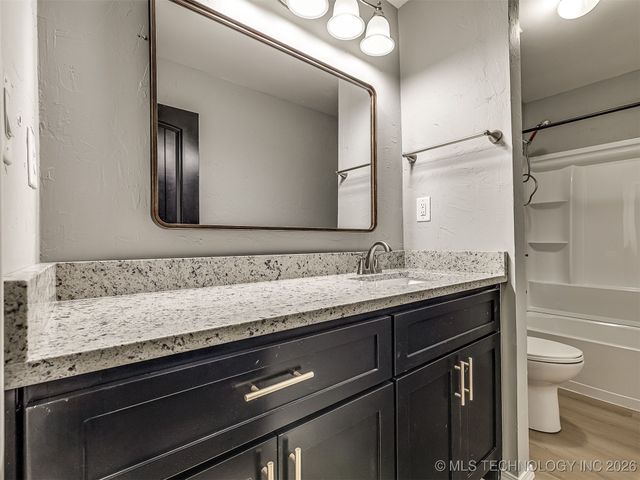 11840 N 190TH East Avenue, Collinsville, OK 74021