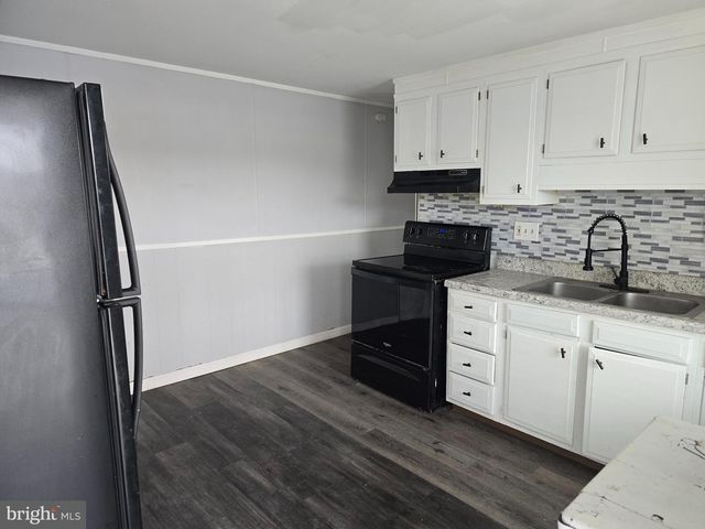 1342 ALLEGHENY AVE, Reading, PA 19601