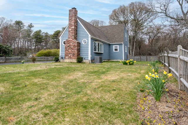 14 Daisy Lane, South Yarmouth, MA 02664