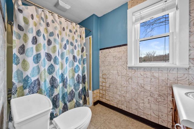48 S MILWAUKEE STREET, Plymouth, WI 53073