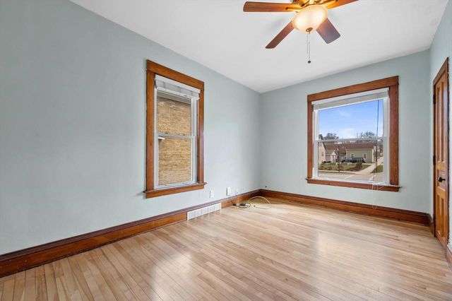 48 S MILWAUKEE STREET, Plymouth, WI 53073