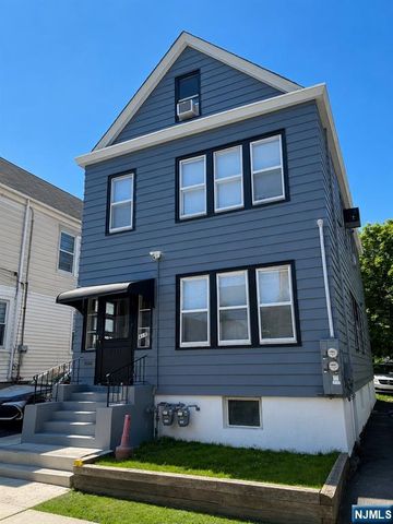 418 Howe Avenue, Passaic, NJ 07055