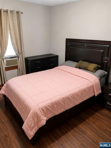 418 Howe Avenue, Passaic, NJ 07055