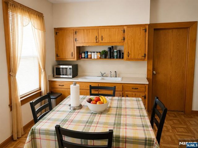 418 Howe Avenue, Passaic, NJ 07055