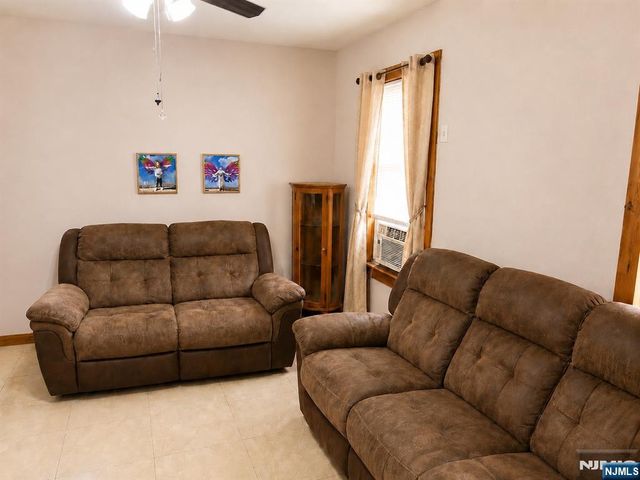 418 Howe Avenue, Passaic, NJ 07055