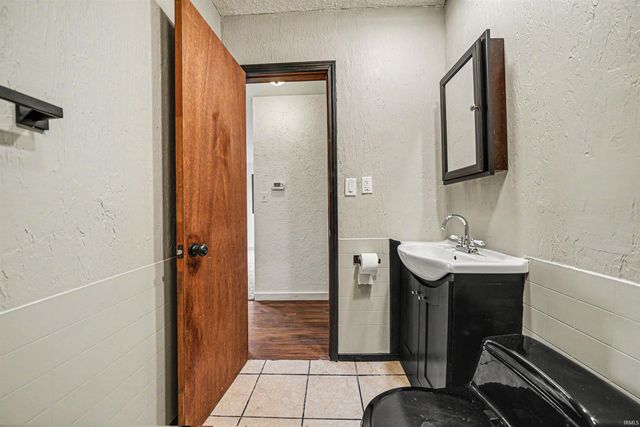 26058 State Road 2 Highway, South Bend, IN 46619