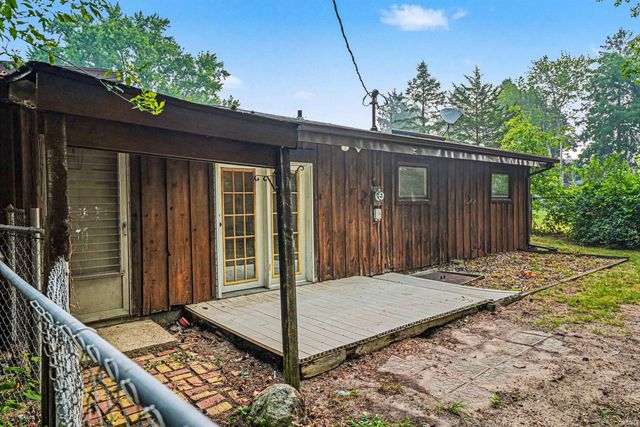 26058 State Road 2 Highway, South Bend, IN 46619