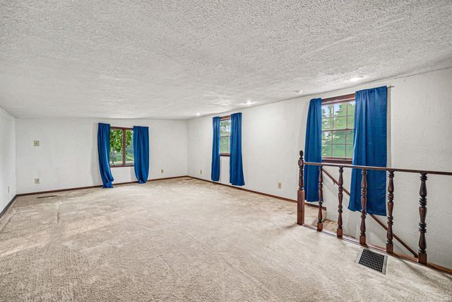 26058 State Road 2 Highway, South Bend, IN 46619