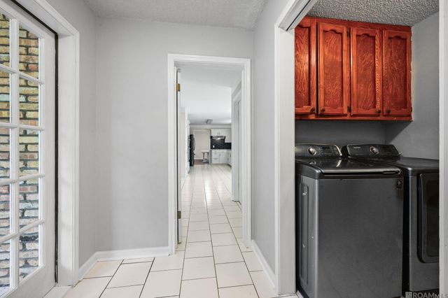 43029 Norman Dyer Ln, Gonzales, LA 70737